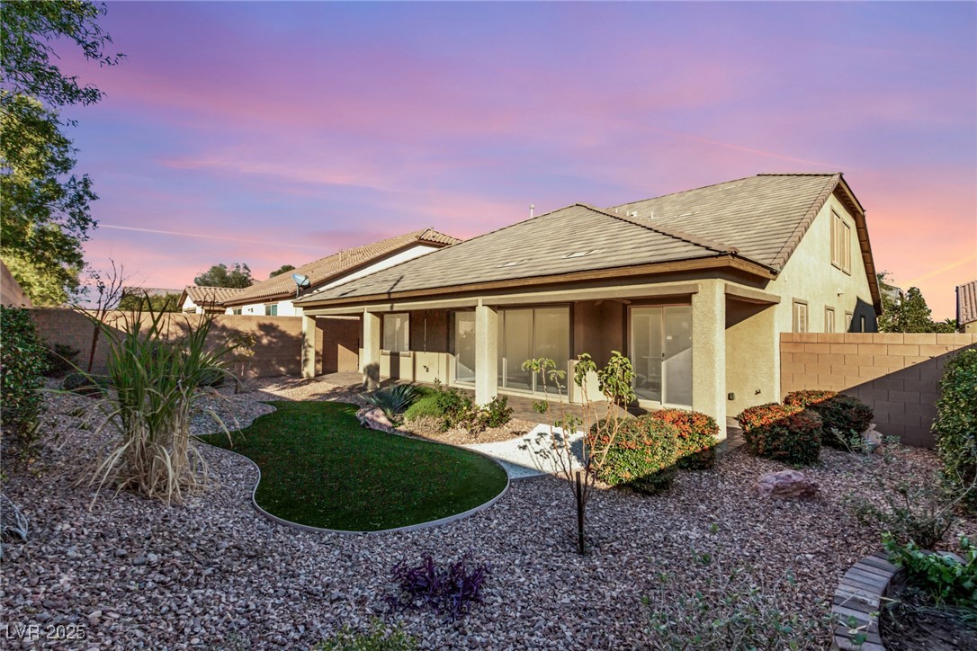 8797 Pinley Spring Street Property Photo 4