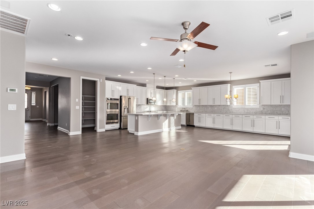 8797 Pinley Spring Street Property Photo 7