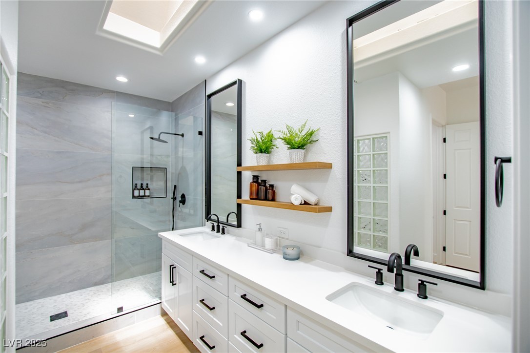 10405 Junction Hill Drive Property Photo 1
