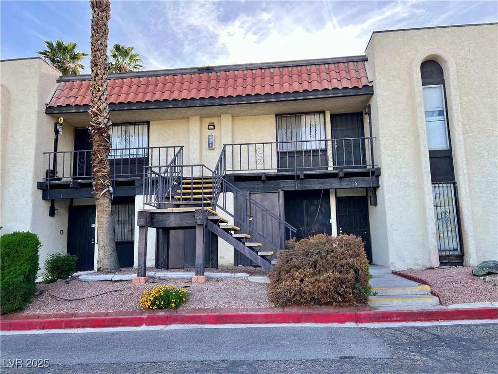 1440 Vegas Valley Drive 2 Property Photo 1