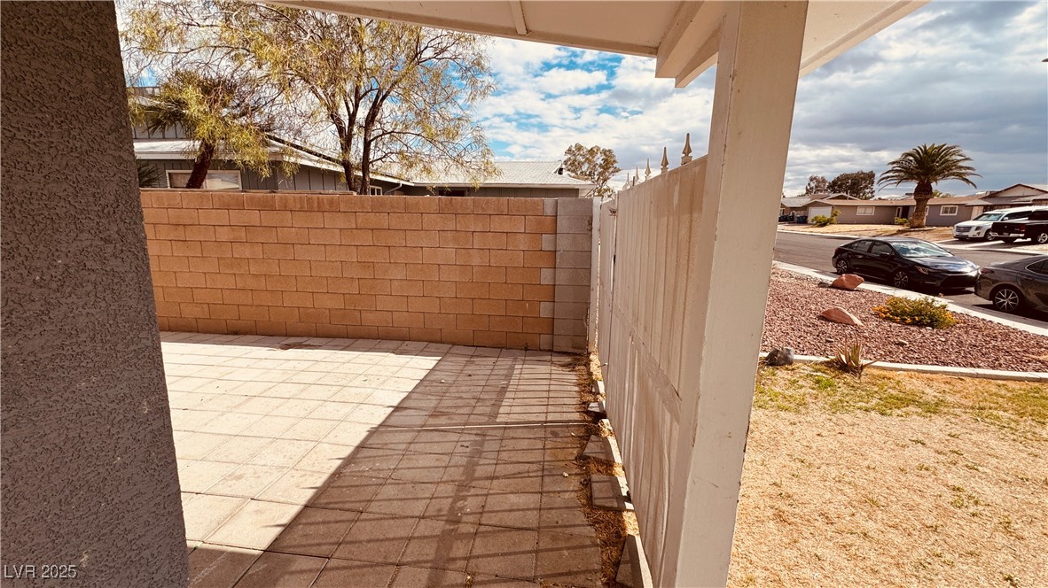201 Redstone Street Property Photo 6