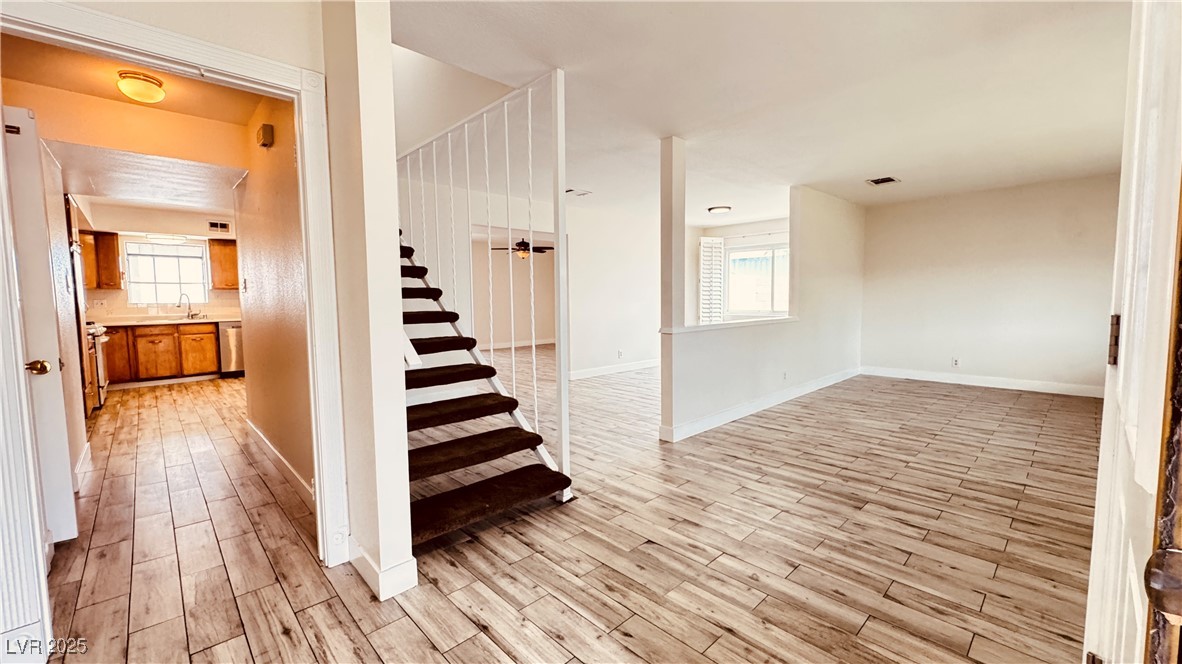 201 Redstone Street Property Photo 9