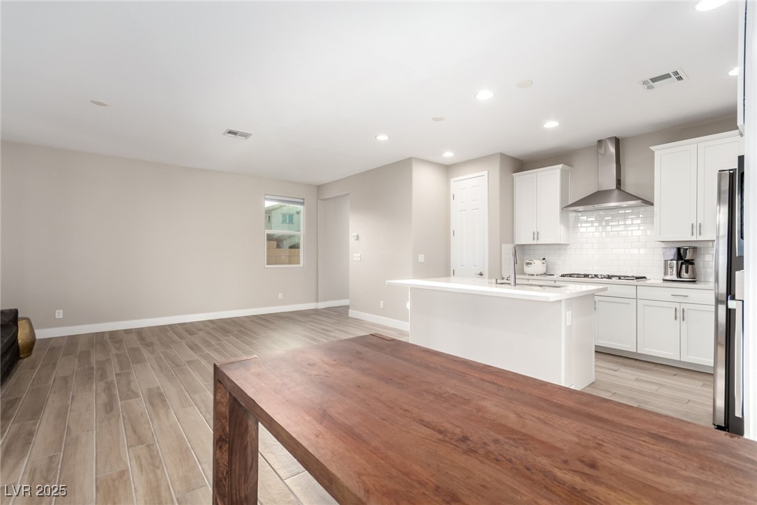 1049 Williamtown Avenue Property Photo 11