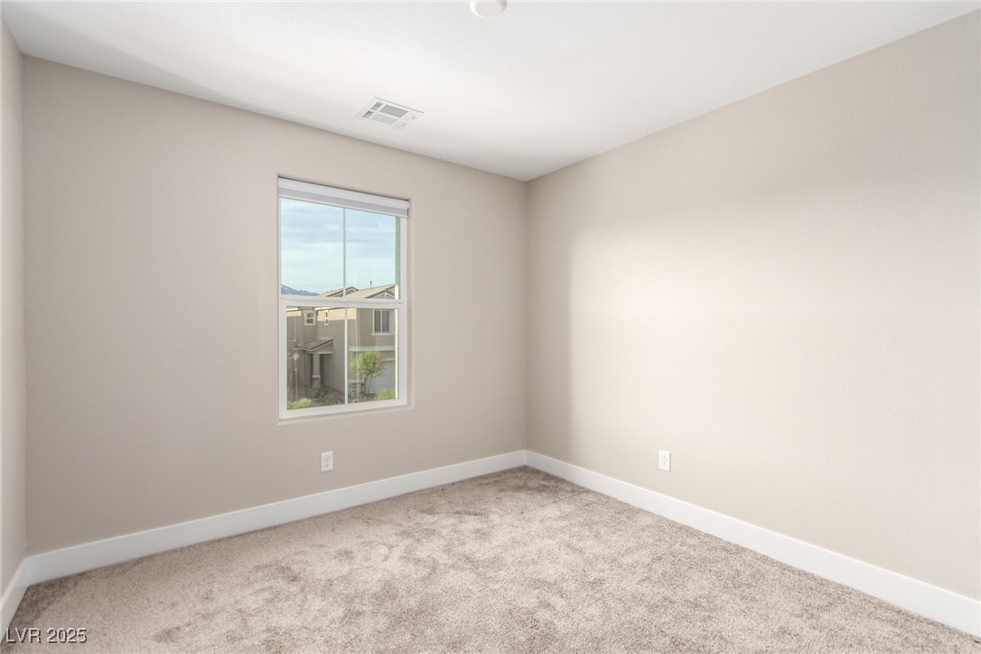 1049 Williamtown Avenue Property Photo 23