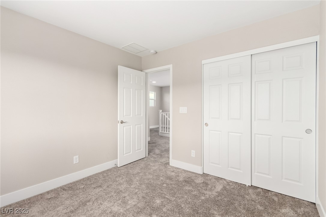 1049 Williamtown Avenue Property Photo 26