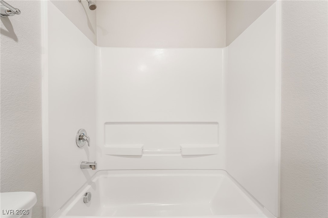2871 Tanager Hill Street Property Photo 26