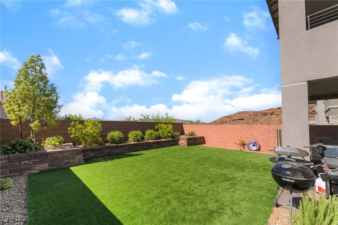 23 Strada Barbera Property Photo 27