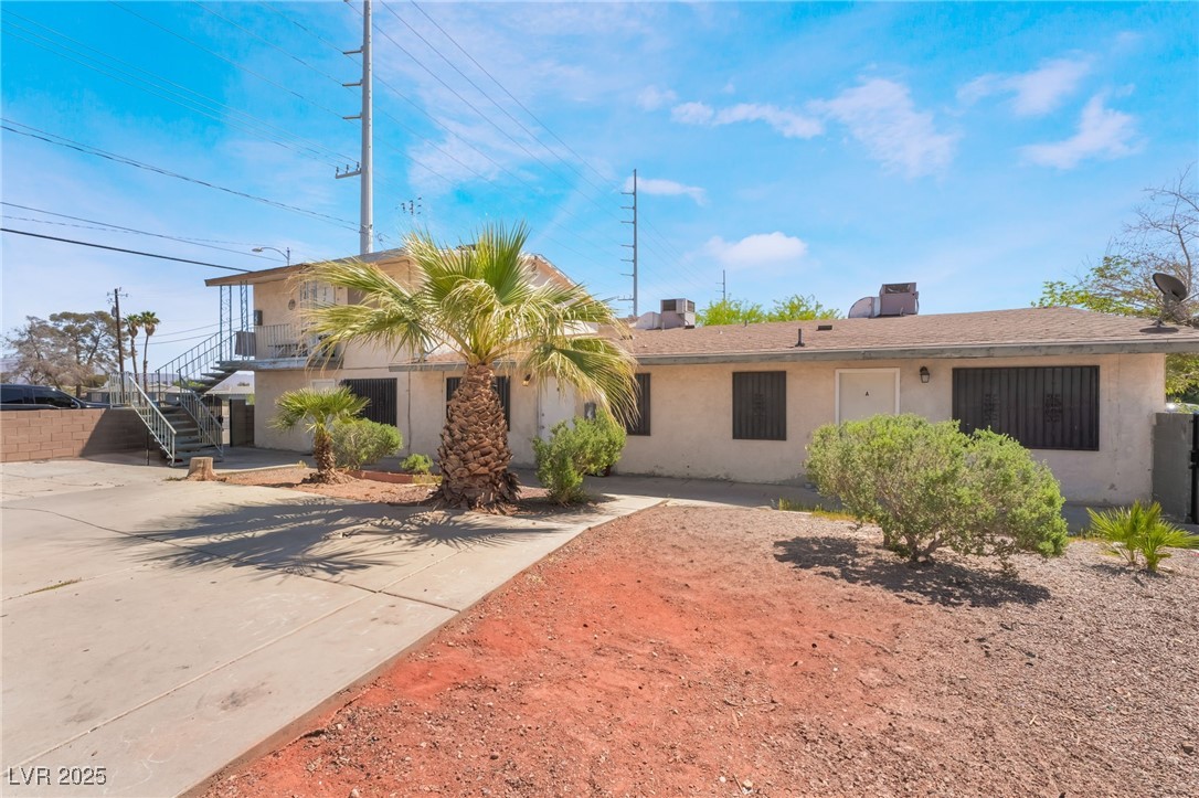 5112 Pebble Beach Boulevard Property Photo 1