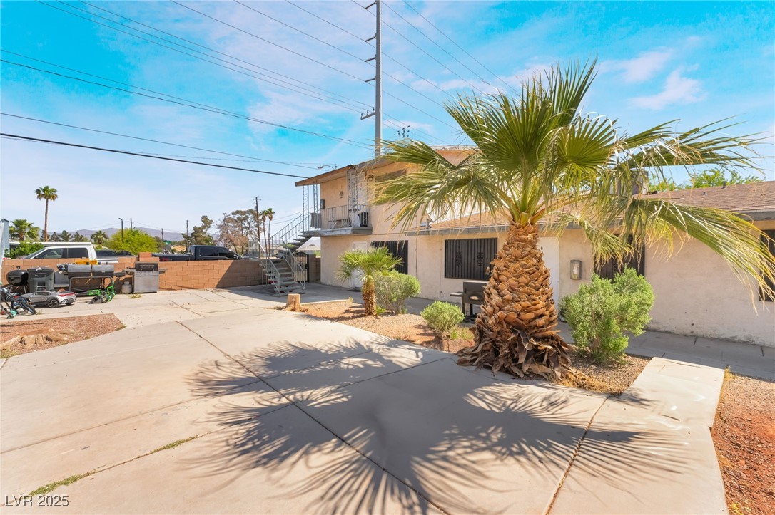 5112 Pebble Beach Boulevard Property Photo 2