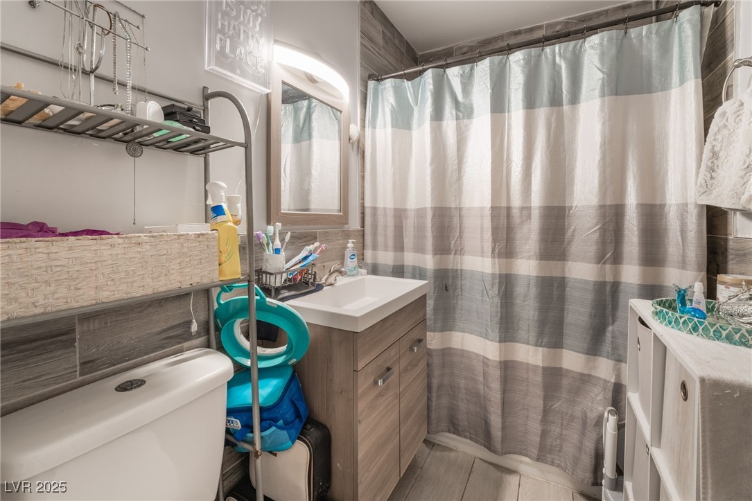 5112 Pebble Beach Boulevard Property Photo 7