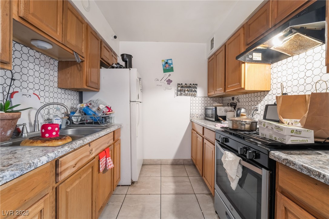 5112 Pebble Beach Boulevard Property Photo 37
