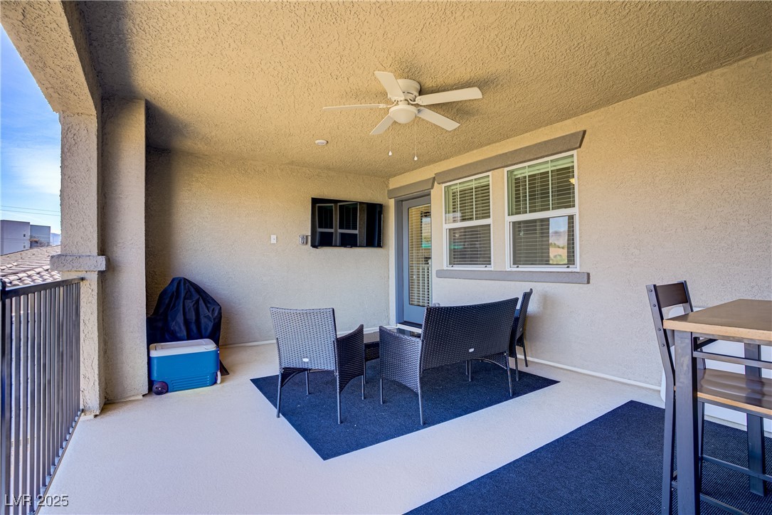 664 Foam Flower Lane Property Photo 6