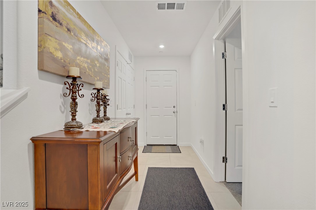 664 Foam Flower Lane Property Photo 9