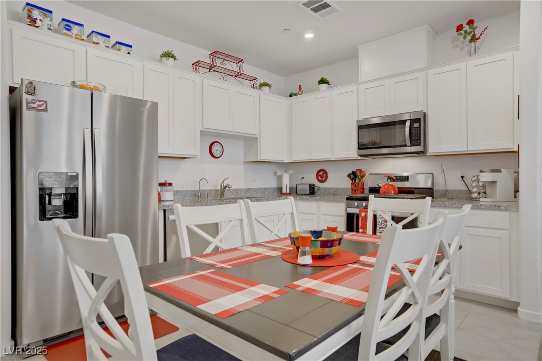 664 Foam Flower Lane Property Photo 20