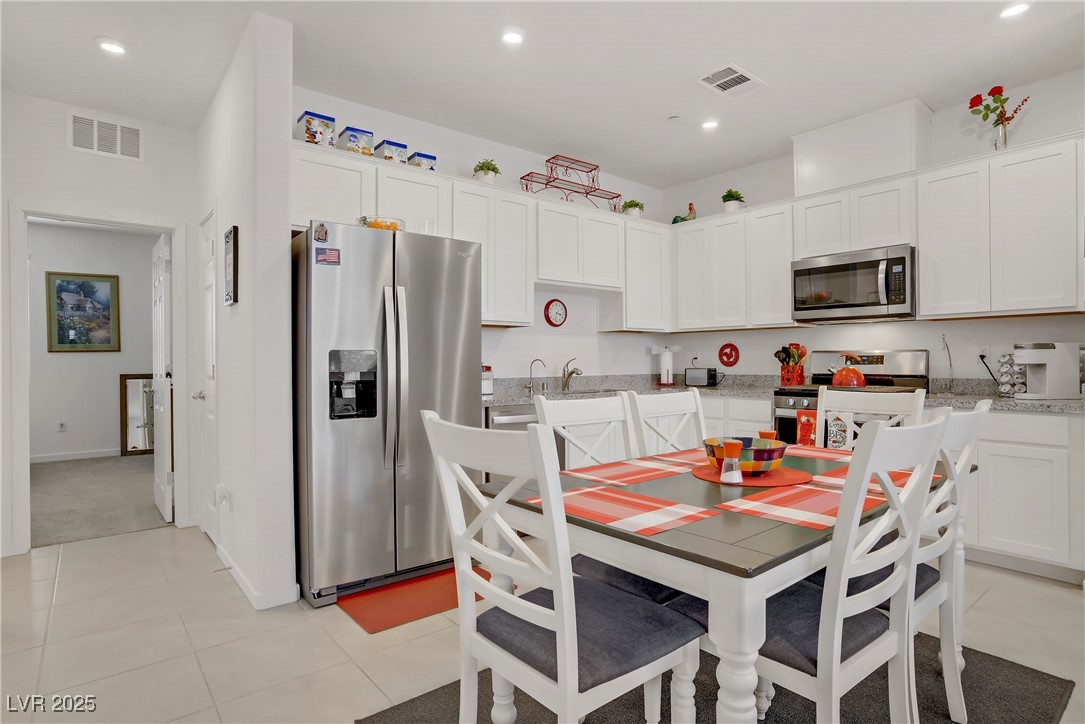 664 Foam Flower Lane Property Photo 21