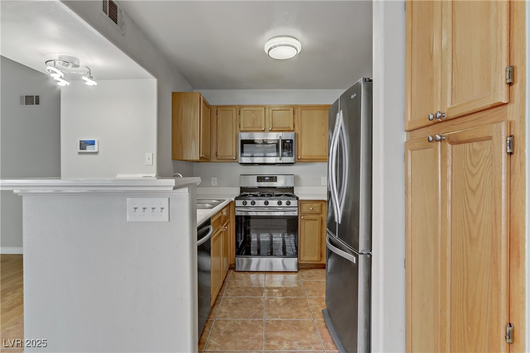 8450 Alta Drive 220 Property Photo 8