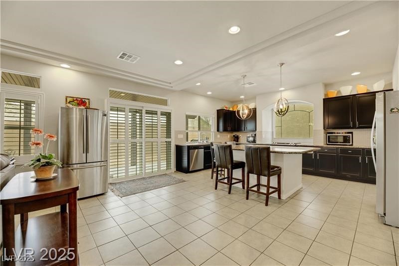 8176 Duncan Peak Court Property Photo 18