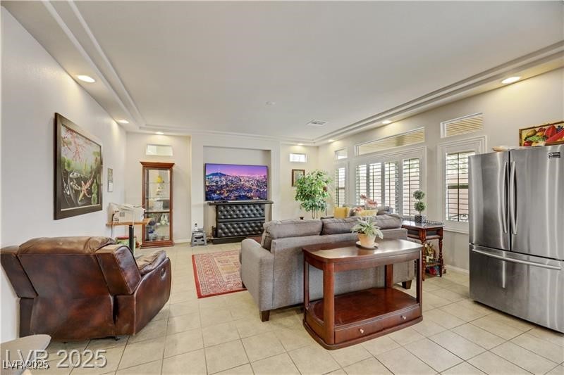 8176 Duncan Peak Court Property Photo 19