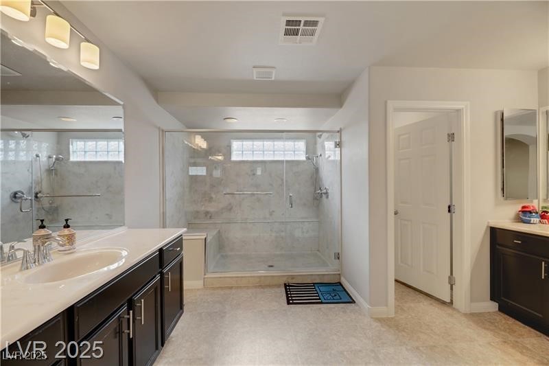 8176 Duncan Peak Court Property Photo 42