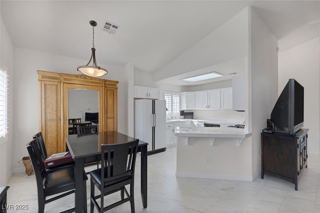 8301 Boseck Drive 220 Property Photo 18