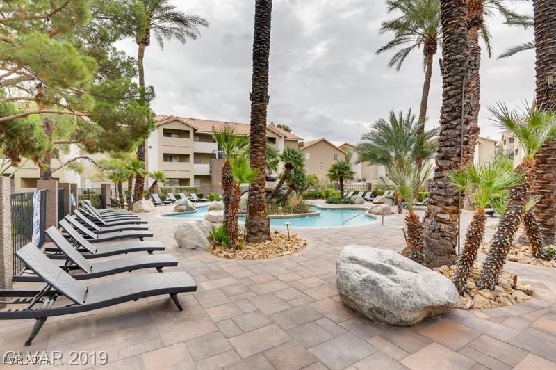 4200 South Valley View Boulevard 3078 Property Photo 6