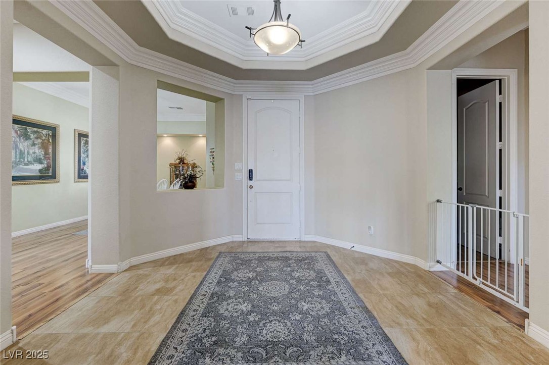 9243 White Waterfall Avenue Property Photo 7