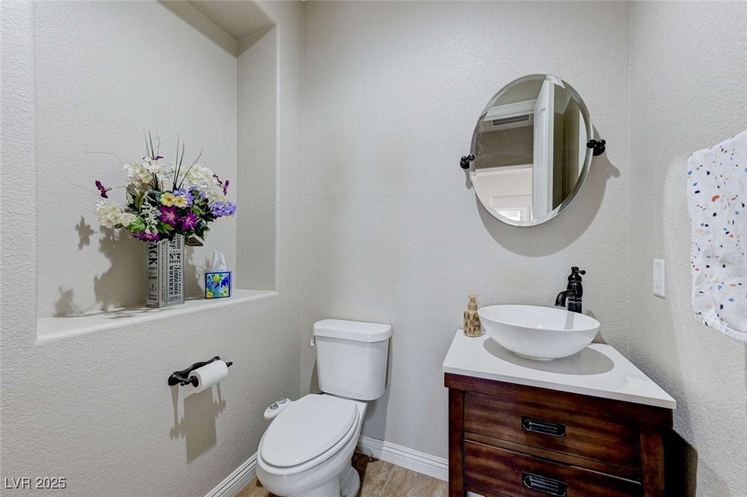 9243 White Waterfall Avenue Property Photo 40