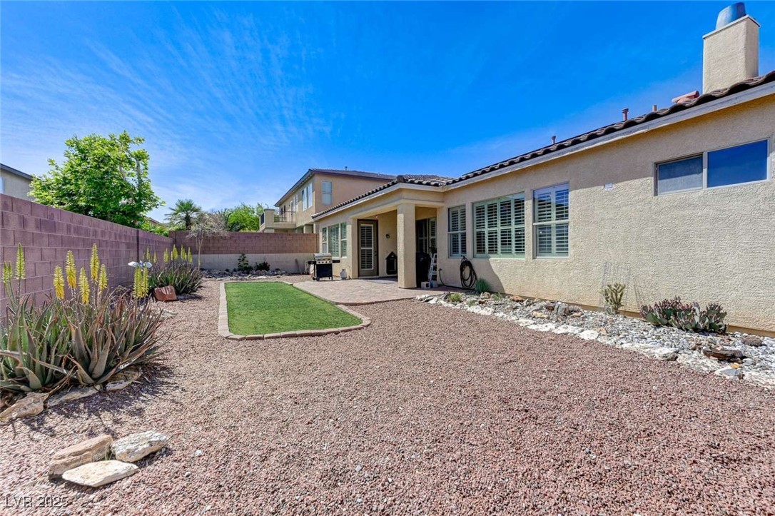 9243 White Waterfall Avenue Property Photo 44
