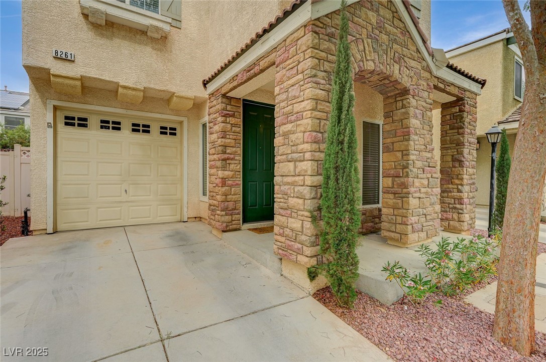8261 Golden Flowers Street Property Photo 5
