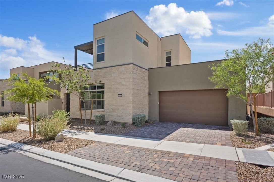 10895 Artesano Avenue Property Photo 2