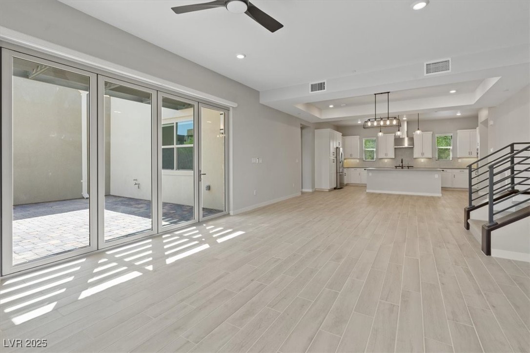 10895 Artesano Avenue Property Photo 7