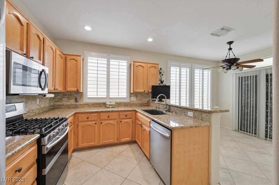 2103 Poppywood Avenue Property Photo 7