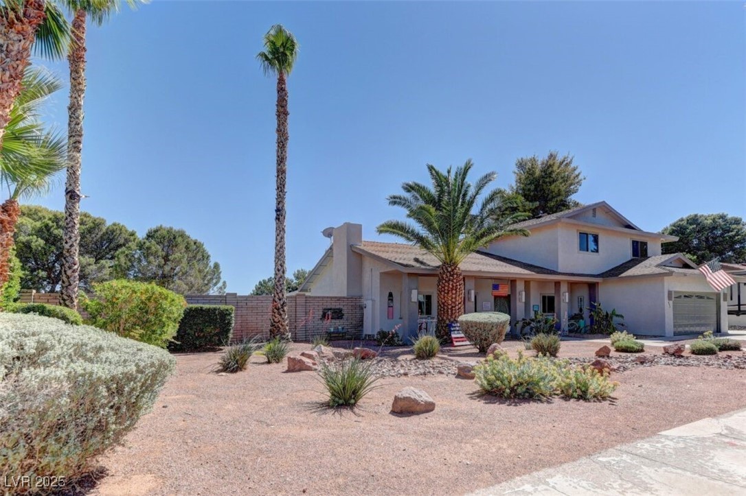 893 Fairway Drive Property Photo 2
