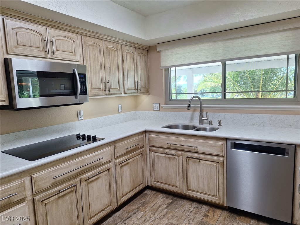 893 Fairway Drive Property Photo 8