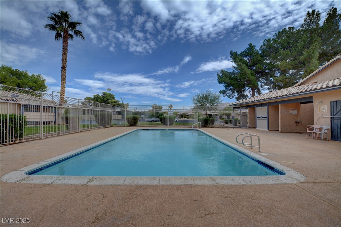 227 North Lamb Boulevard B Property Photo 36