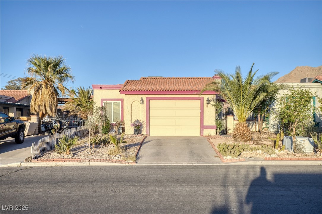 2380 Sierra Sunrise Street Property Photo 1