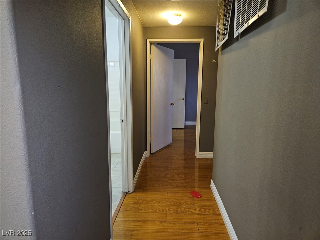 2615 West Gary Avenue 1085 Property Photo 14