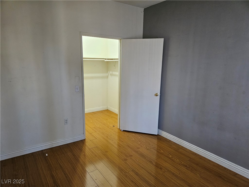 2615 West Gary Avenue 1085 Property Photo 16