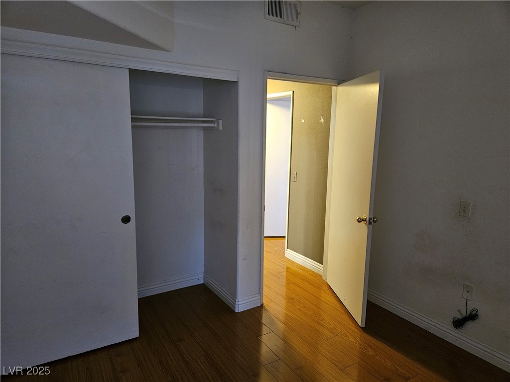 2615 West Gary Avenue 1085 Property Photo 20
