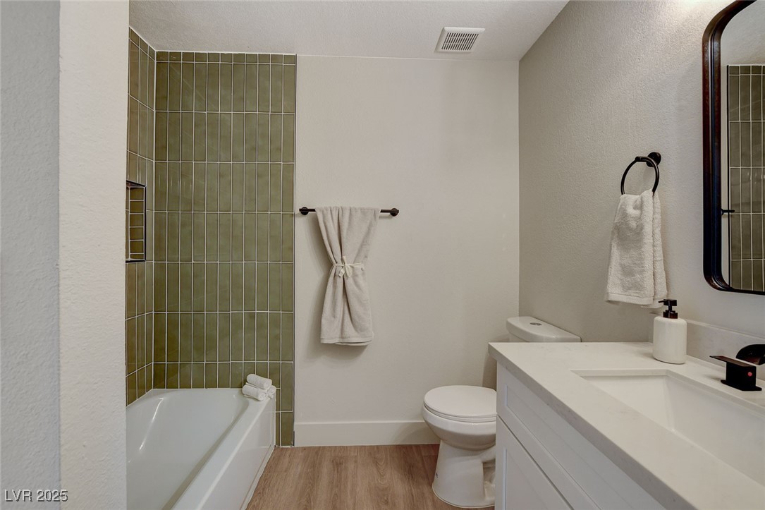 5020 Village Drive Property Photo 22