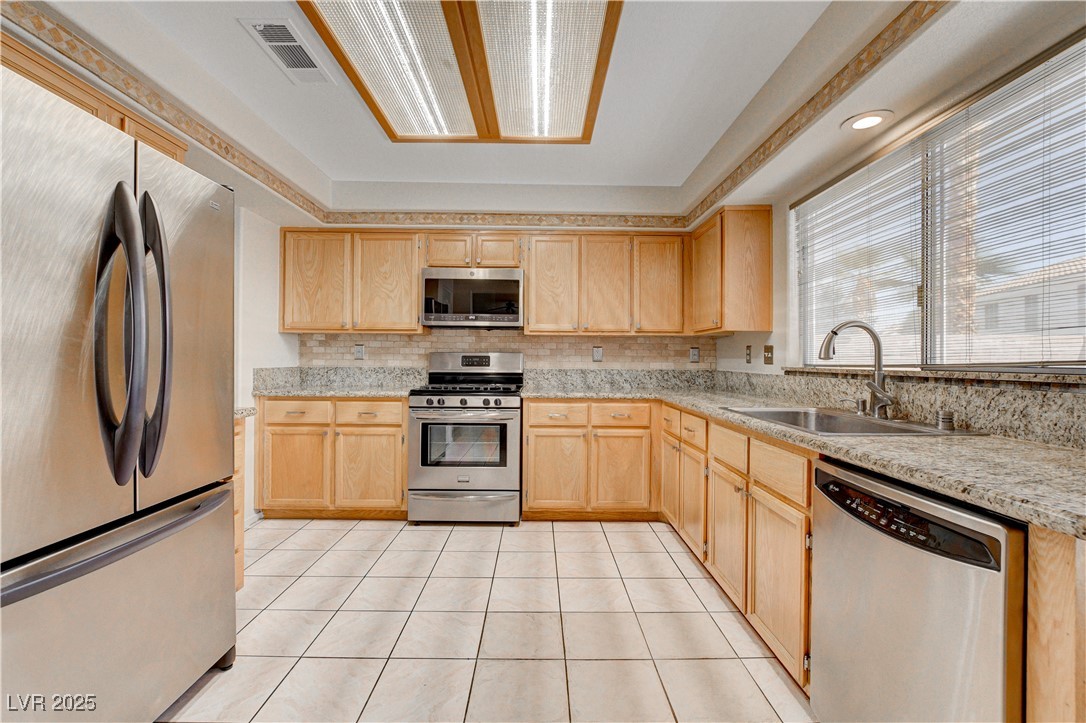 8621 Sierra Cima Lane Property Photo 4