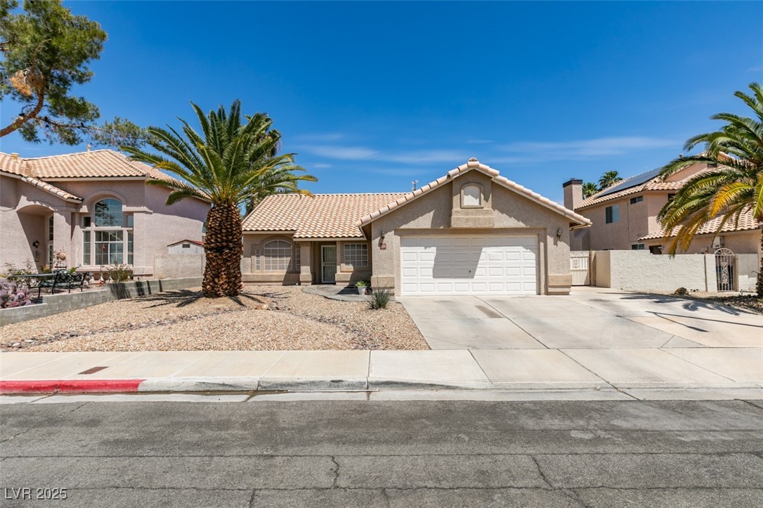 1824 Dawn Ridge Avenue Property Photo