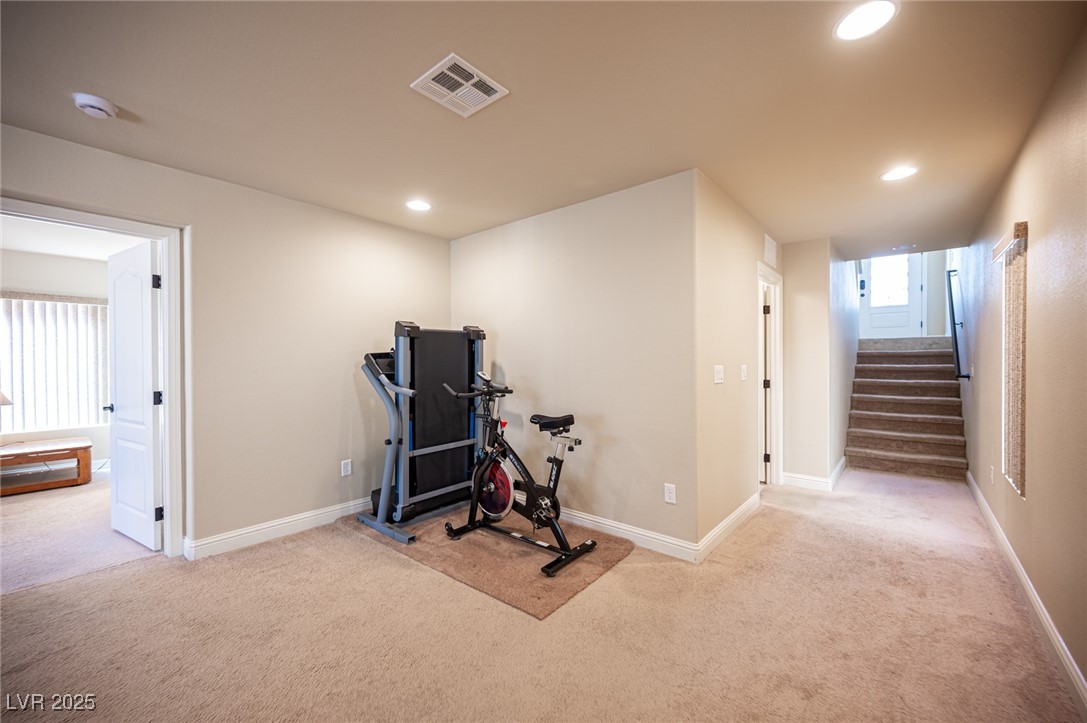 9450 Niagara Landing Street Property Photo 7