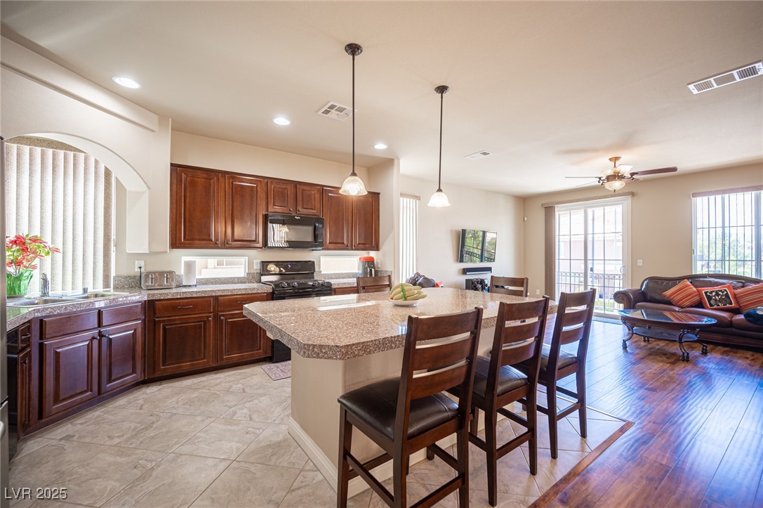 9450 Niagara Landing Street Property Photo 35