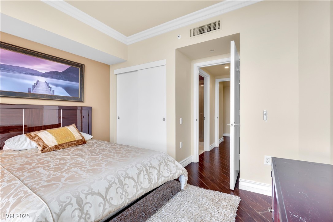 2777 Paradise Road 2105 Property Photo 16