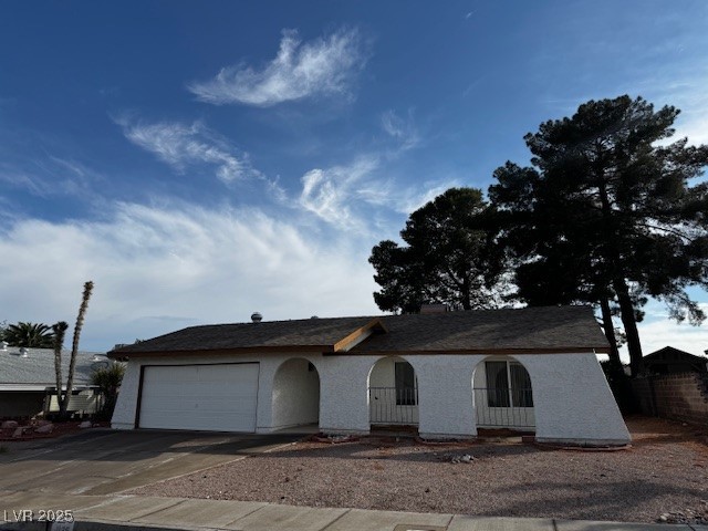 1126 Azul Way Property Photo