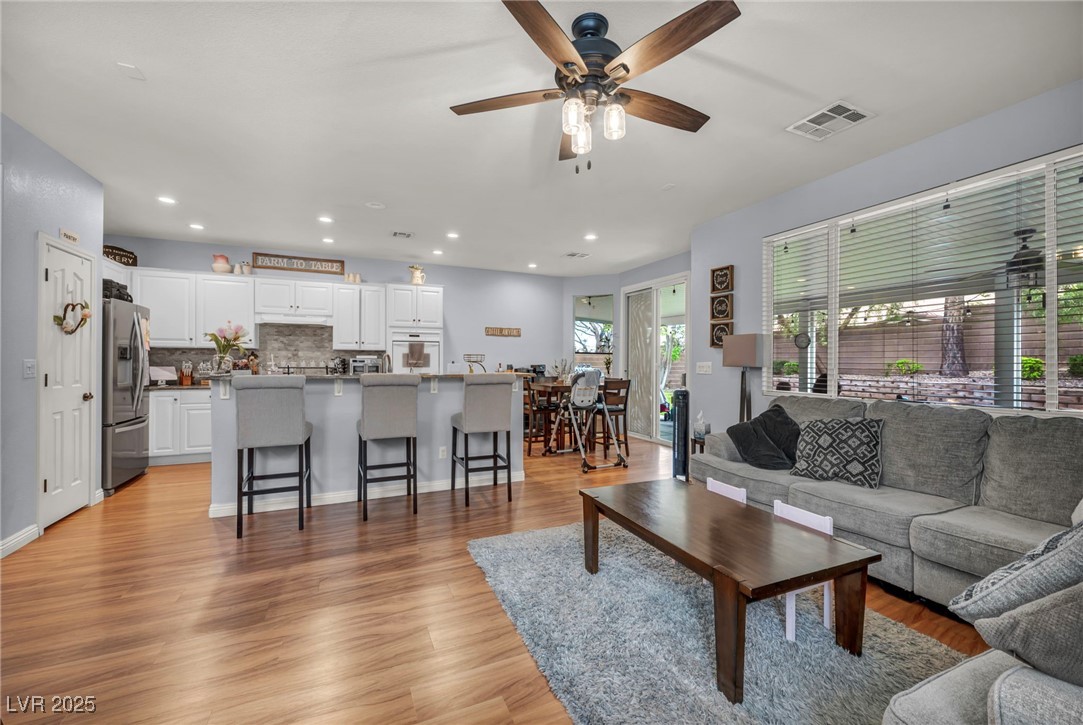 10213 Treasure Mountain Court Property Photo 6