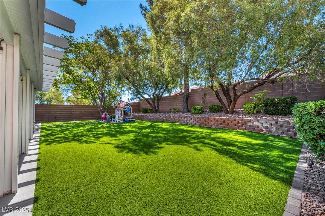 10213 Treasure Mountain Court Property Photo 46