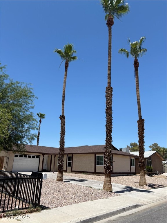 681 Pine Ridge Drive Property Photo 1