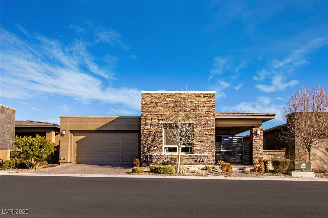9858 Gemstone Sunset Avenue Property Photo 1